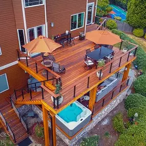 Bild von MasterDecks by People Come First Construction Group