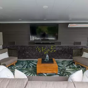 Bild von MasterDecks by People Come First Construction Group