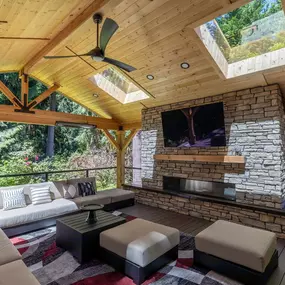 Bild von MasterDecks by People Come First Construction Group