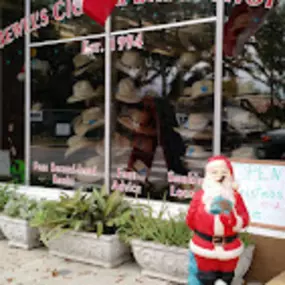 Bild von Jewel's Cigar & Briar Shop