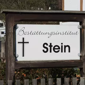 Bild von Bestattungsinstitut Stein