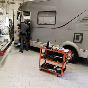 Bild von Ricambicaravan Officina Riparazioni Camper, Madone, Bergamo