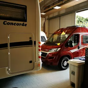 Bild von Ricambicaravan Officina Riparazioni Camper, Madone, Bergamo