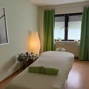 Bild von Gesundheitstempel Lind - Reiki-Therapie, Wellnessmassagen, Tier-Reiki/TK, Fernb.