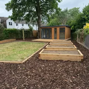 Bild von Langford Landscapes Ltd