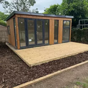 Bild von Langford Landscapes Ltd