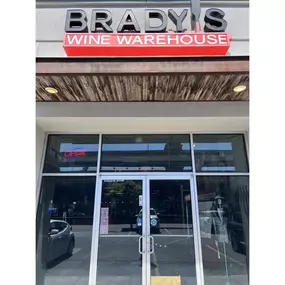 Bild von Brady's Wine Warehouse