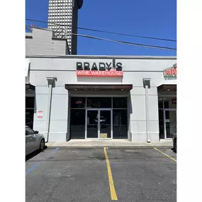Bild von Brady's Wine Warehouse