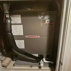 Efficient Home Solutions of Dallas specializes in energy-efficient heating system installation and maintenance. Whether it’s a new Lennox furnace or a complete HVAC replacement, our certified technicians ensure optimal performance and reliability. Keep your home warm and your bills low this winter with expert heating services designed for Dallas homes.