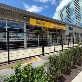 Bild von 12th & Pine Liquor Store