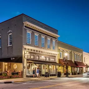 Just minutes to premier dining and shopping in Downtown Apex, renowned as the peak of good living.