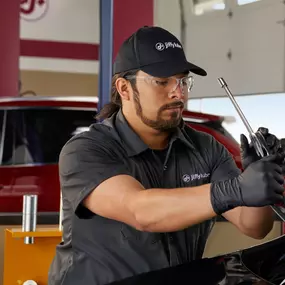 Jiffy Lube crew