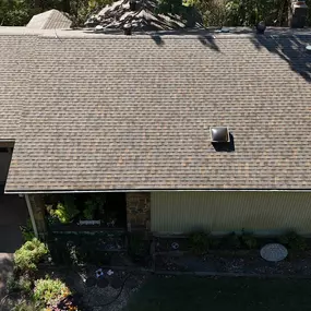 Bild von Near Me Roofing & Contracting