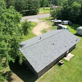 Bild von Near Me Roofing & Contracting