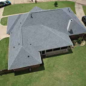 Bild von Near Me Roofing & Contracting