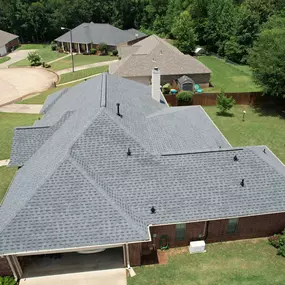 Bild von Near Me Roofing & Contracting