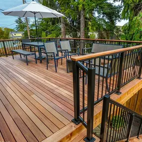 Bild von ResCom Railing Systems by People Come First Construction Group