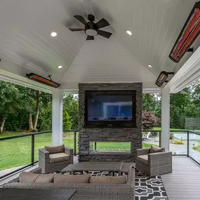 Bild von Rock Electric by People Come First Construction Group