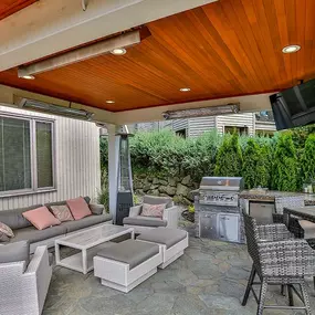 Bild von Rock Electric by People Come First Construction Group