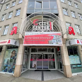 Aussenansicht der Landgraf-Karl-Apotheke
