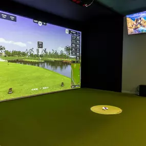 The Golffice - Play Indoor Golf!