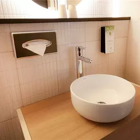 Superior room bath
