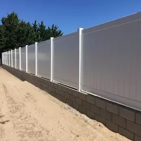 Bild von Fence Factory - Goleta