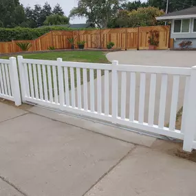 Bild von Fence Factory - Ventura