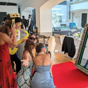 Bild von Mey's Magic Mirror Fotospiegel | Premium Fotobox Rosenheim & München