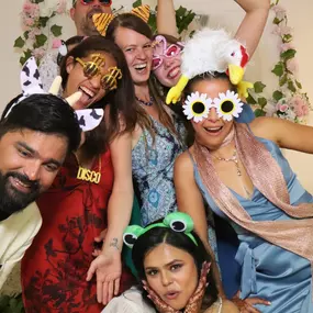 Bild von Mey's Magic Mirror Fotospiegel | Premium Fotobox Rosenheim & München