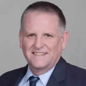 Bild von Edward Jones - Financial Advisor: David McGovern