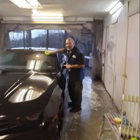 Bild von Ballenger Auto Body & Repair