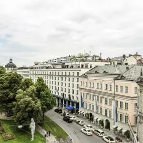 Außenansicht Hotel Bayerischer Hof München