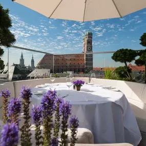 Blue Spa Terrasse Hotel Bayerischer Hof München