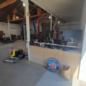 Bild von The Neighbor's Kid Auto Repair - Healdsburg