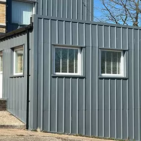 Bild von Prestige Industrial Ltd