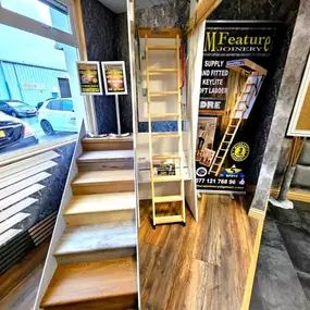 Bild von M Feature Ltd