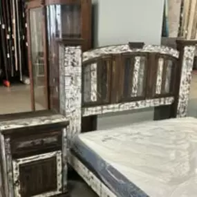 Bild von Maness Furniture Company