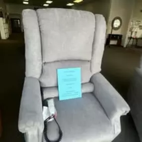 Bild von Maness Furniture Company