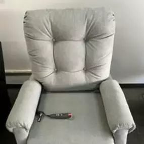 Bild von Maness Furniture Company
