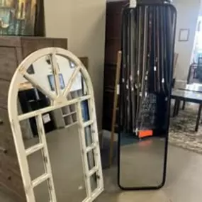 Bild von Maness Furniture Company