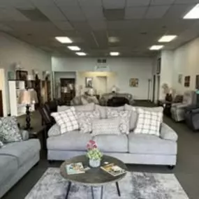 Bild von Maness Furniture Company