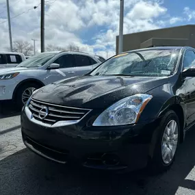 Fort Wayne Nissan Lot