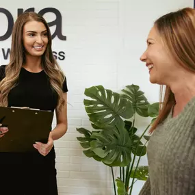 Lindora offers medically-supervised HRT, TRT, weight loss programs, GLP-1 medication and  wellness services.