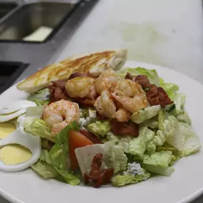 Crepes And Burgers 68 - salad