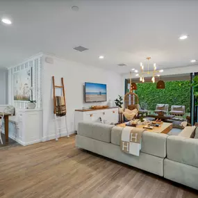 Bild von Billings Beach Homes & Associates