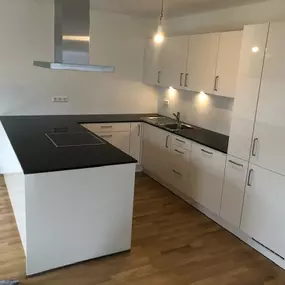 Bild von ESAD GmbH Küchen I Bad I Montage
