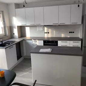 Bild von ESAD GmbH Küchen I Bad I Montage