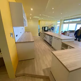 Bild von ESAD GmbH Küchen I Bad I Montage
