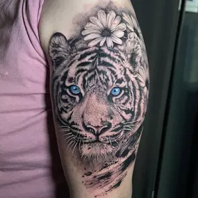 Bild von Bloody Dogs Tattoo & Piercing Inh. Robert Pongrácz